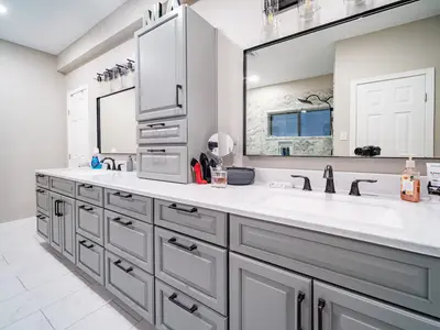 Vanities & Fixtures