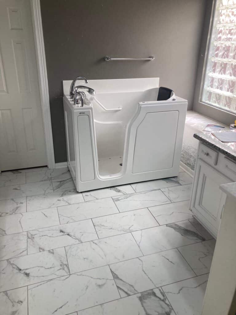 Luxury Walk In Bathtub Setup