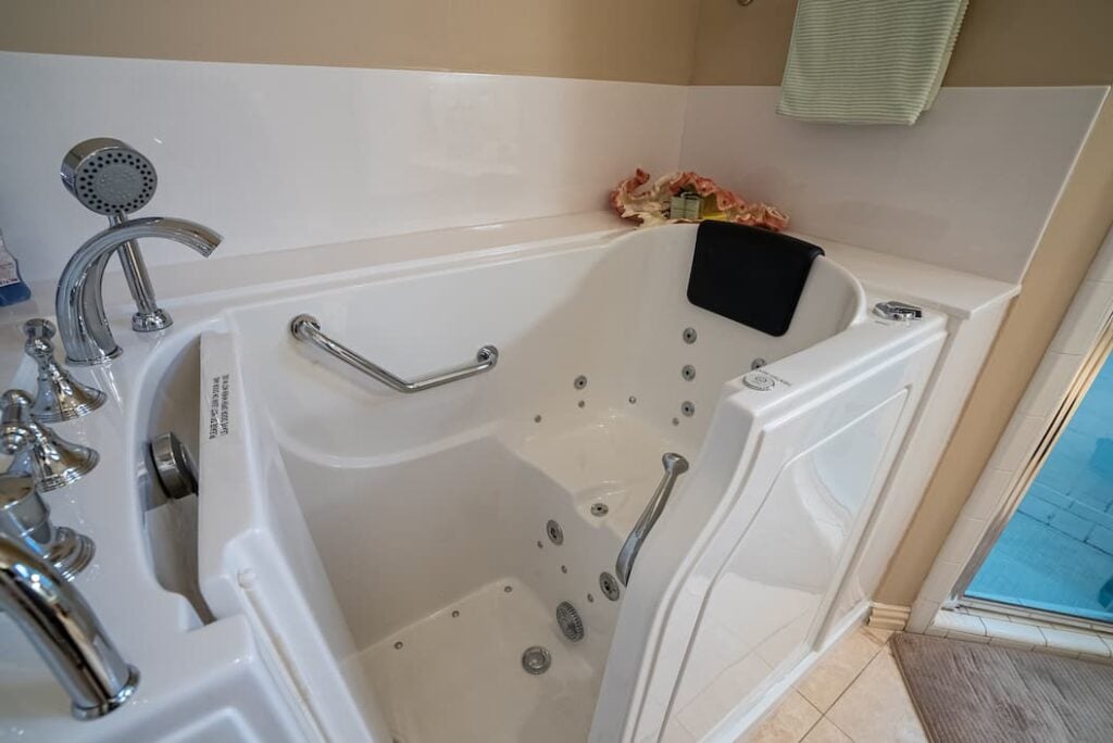Walk In Bathtub Interior View